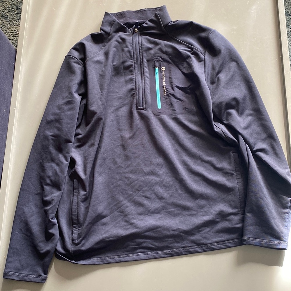 Mens Vinyard Vines pull over